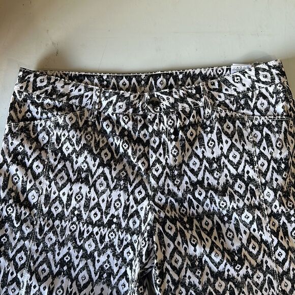 Loleāpants - Picture 2 of 3